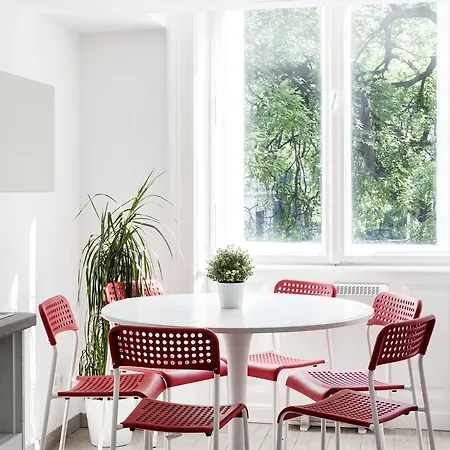 E-52 In Center Appartement *